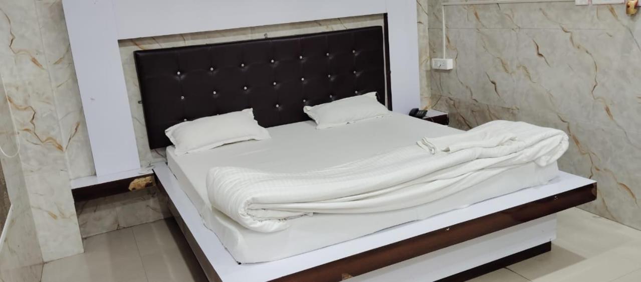 Hotel Shri Sai International, Sitamarhi Dumra المظهر الخارجي الصورة